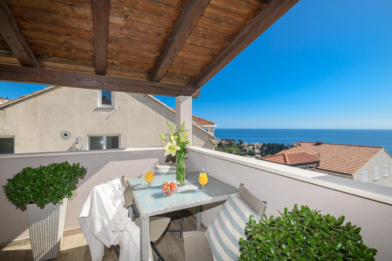 Inat Hotel Dubrovnik Exterior photo